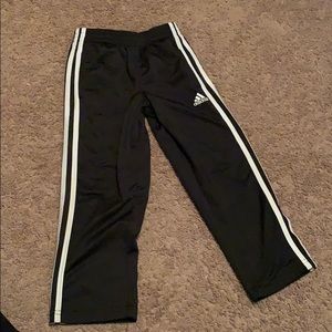 Adidas size 5T pants
